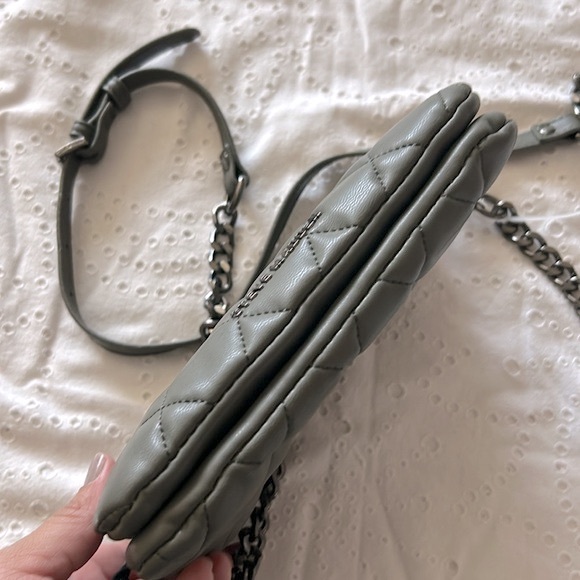 Steve Madden Gray Crossbody NWT - Picture 7 of 10